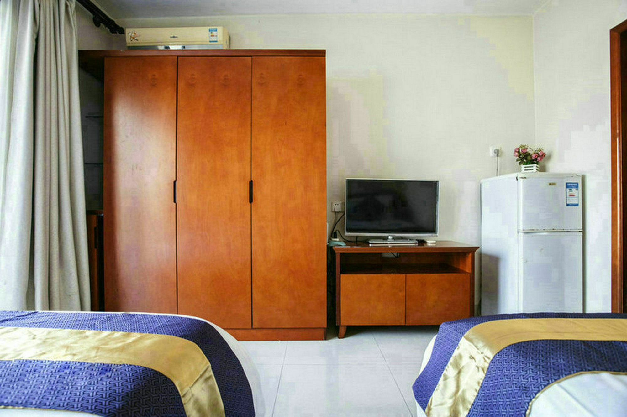 Estay Apartments Canton Esterno foto